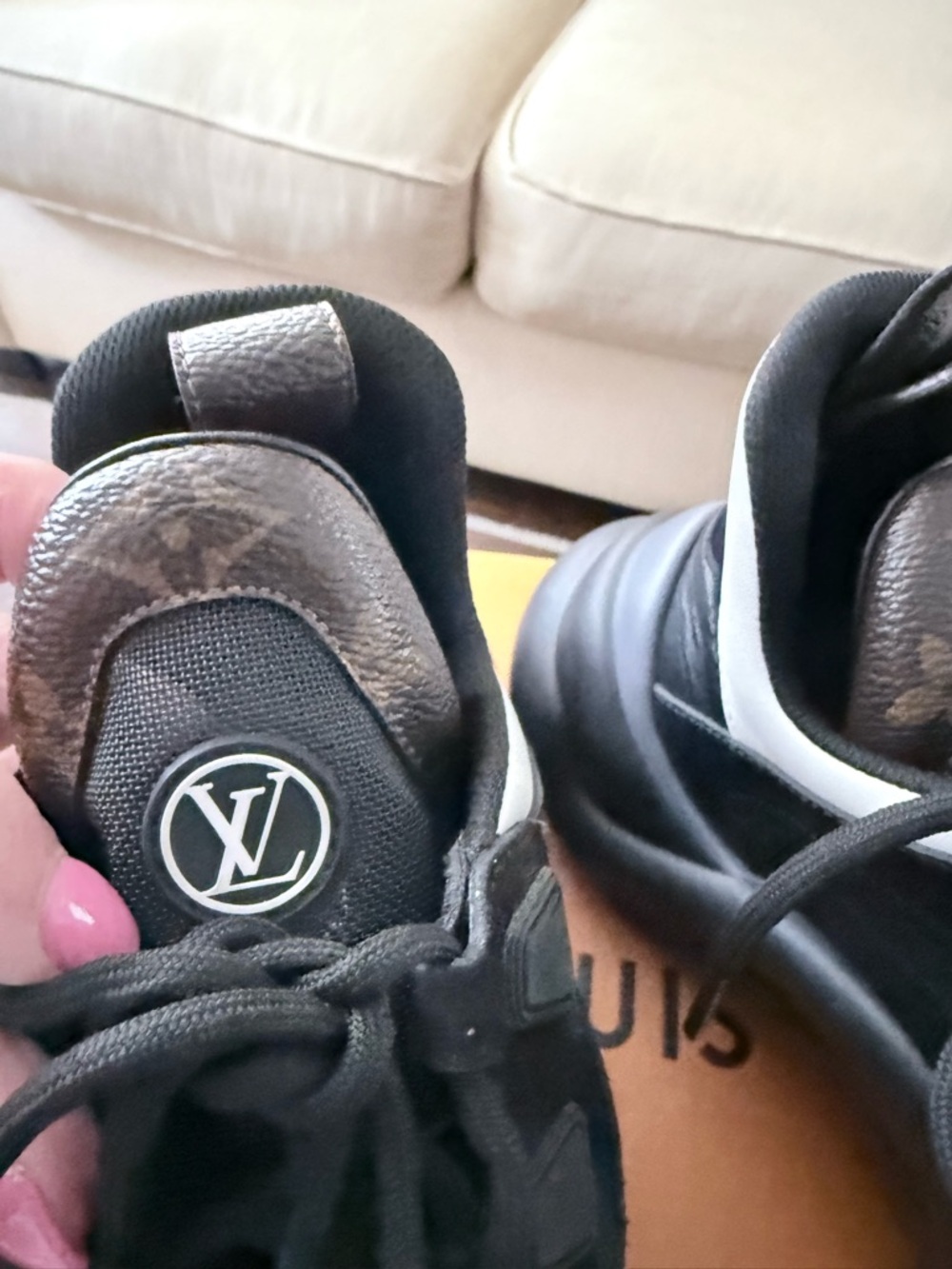 Louis Vuitton Archlight Black and White Trainer Sneakers - Picture 6 of 14